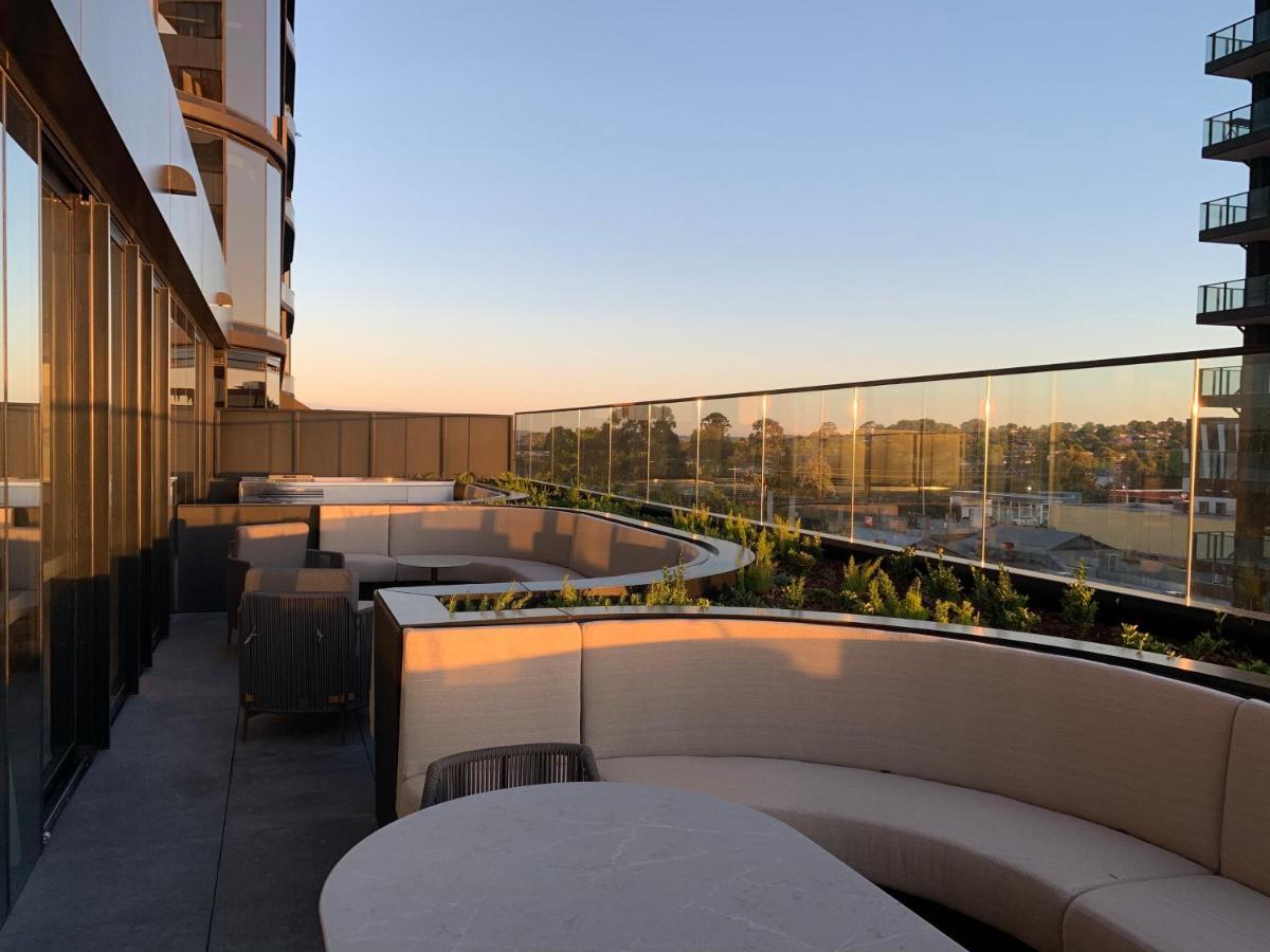Skygarden Luxury Condo Glen Waverley Exteriör bild